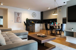 Luxury Vista Haven - APT2, Free Parking